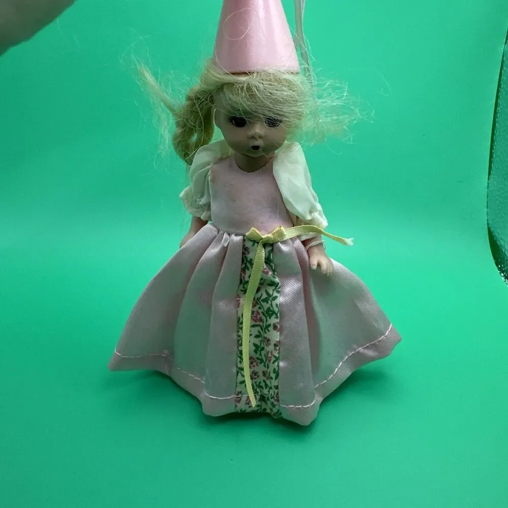 vintage madame alexander dolls 5’5, Rapunzel, Glinda, Wizard